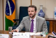 Ministro quer acabar com modelo atual de declaração do Imposto de Renda