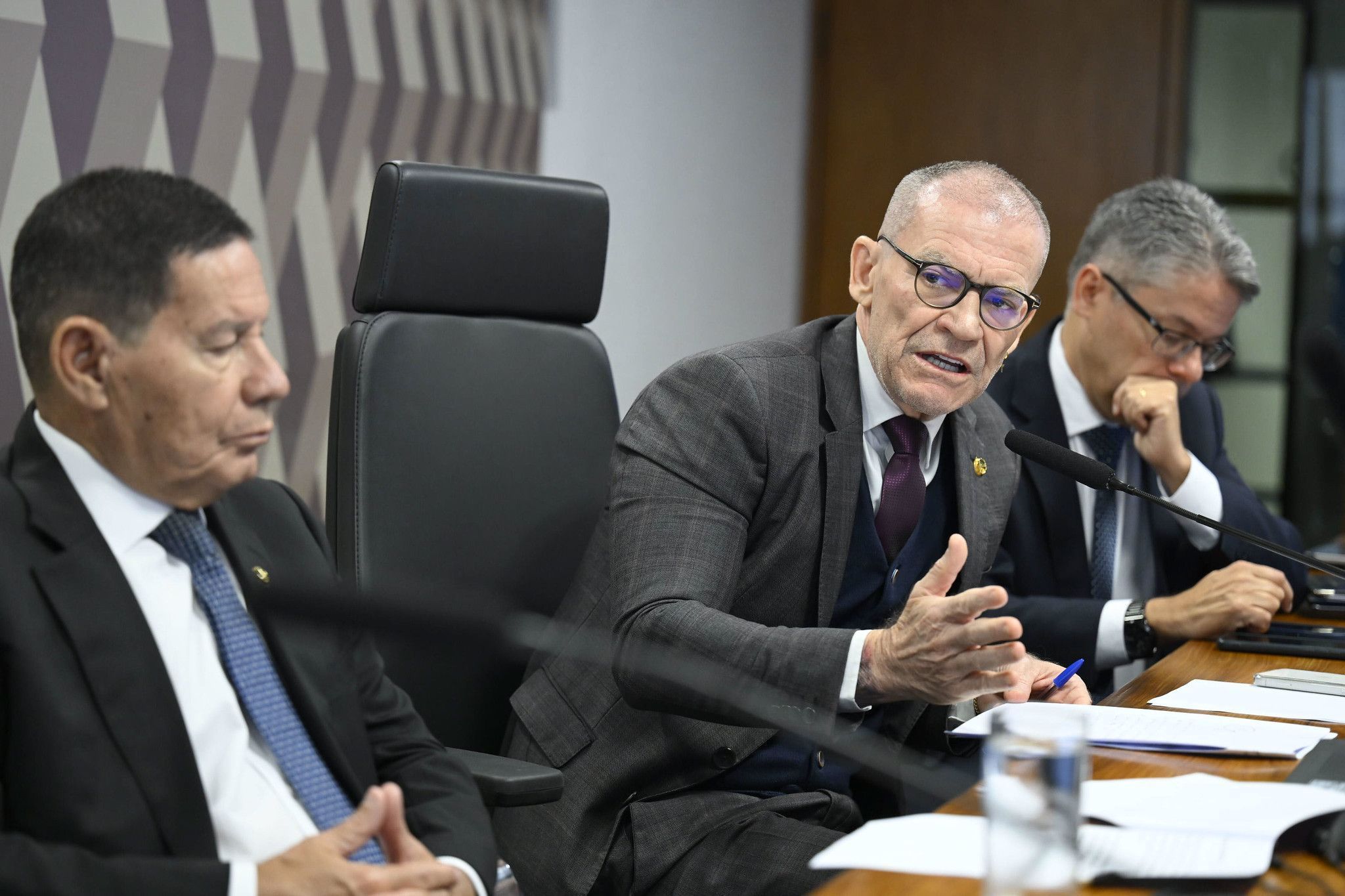 Ex-chefe da supervisão do BC falta à CPI após decisão do STF