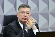 Viana diz esperar que relatório da CPMI do INSS seja votado nesta sexta