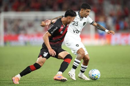Santi Rodríguez Botafogo Athletico