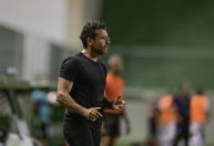 Mesmo em derrota, Valentim elogia atuação do América na Sul-Sudeste e prega calma