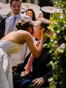 João Silva mostra novos registros de casamento da irmã