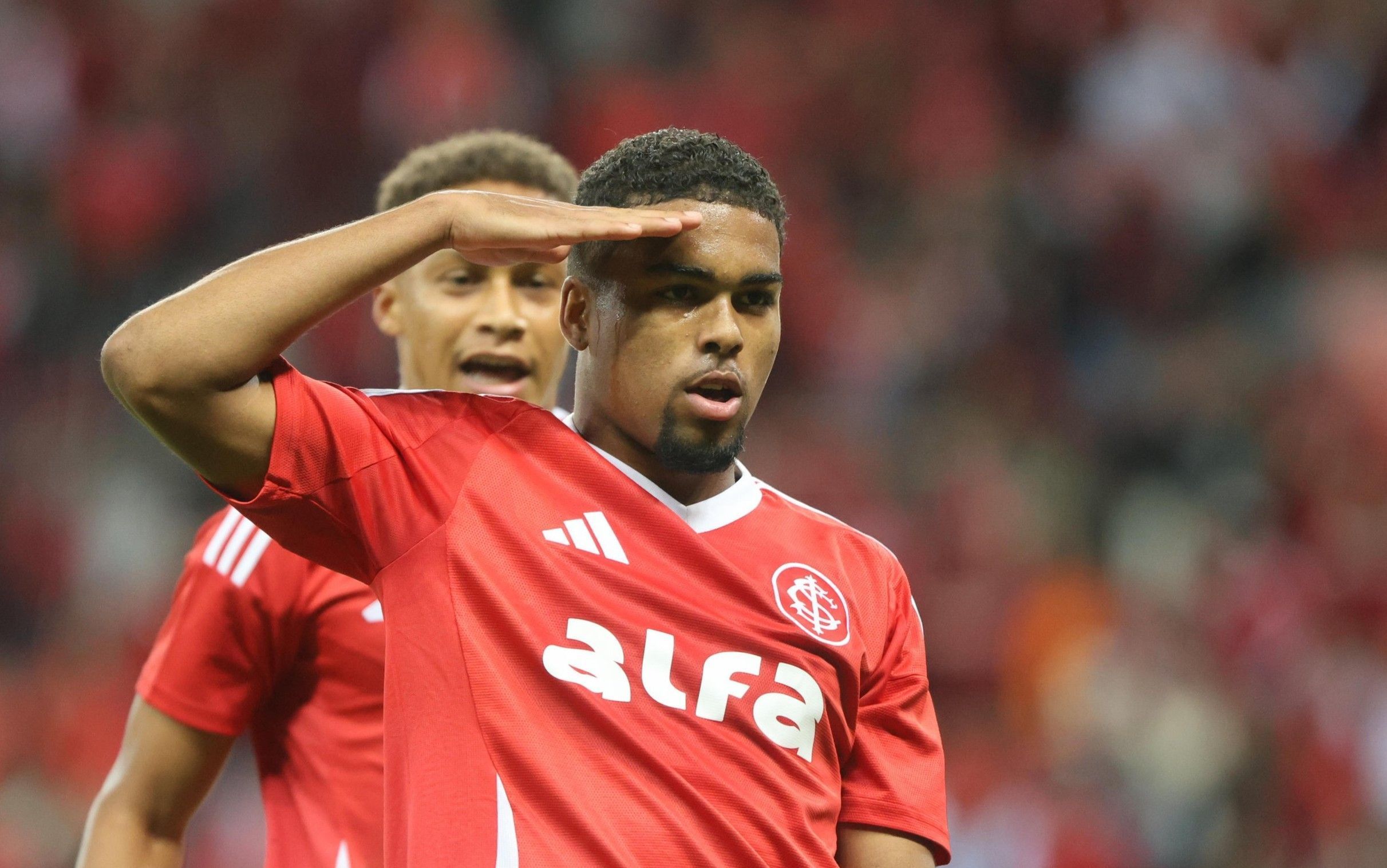 Ceará contrata jovem meio-campista do Inter por empréstimo