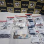 PM de Varginha prende 3 pessoas por tráfico de drogas em uma só ação