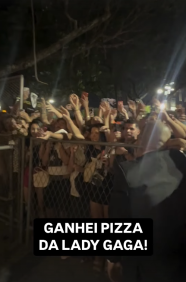 Lady Gaga manda pizza para fãs