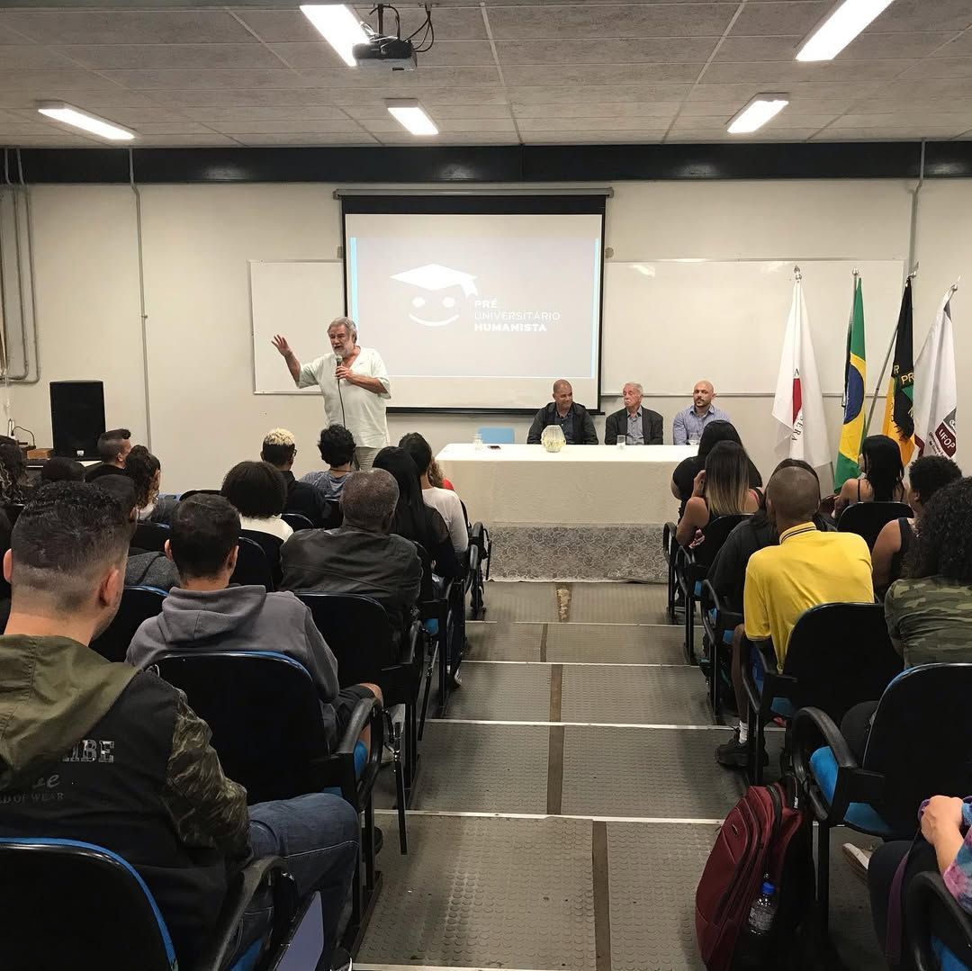Pré-Universitário Humanista abre inscrições para vagas remanescentes