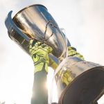 Troféu do Campeonato Goiano cai de drone antes da finalíssima; veja vídeo