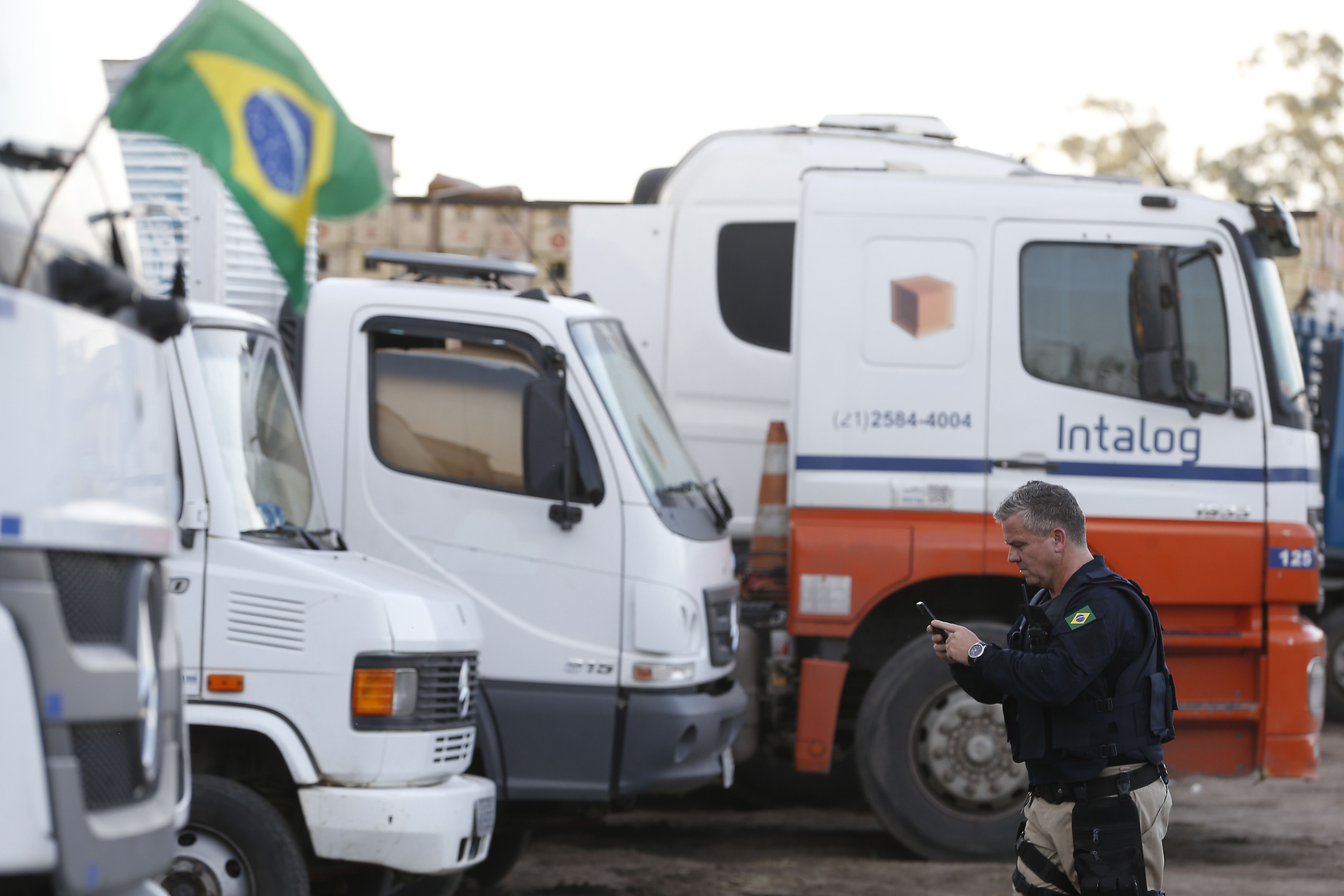 Greve dos caminhoneiros em 2018 ‘paralisou’ o país por 10 dias; relembre