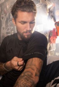 Atlético lança uniforme All Black exclusivo para sócios Galo Na Veia Forte e Vingador