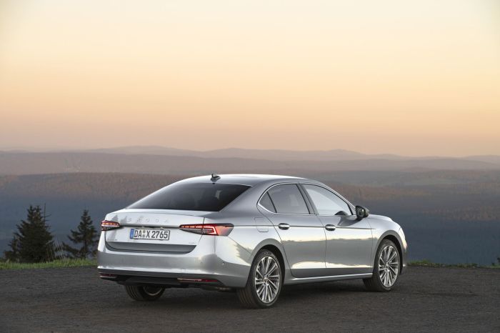 Skoda Superb 