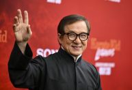 Jackie Chan confirma que deixará filho sem herança bilionária