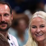 Princesa herdeira da Noruega diz ter sido 'manipulada' por Epstein