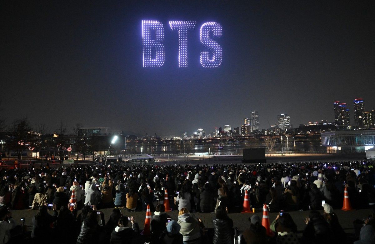 BTS lança álbum inédito antes de primeiro show em volta aos palcos