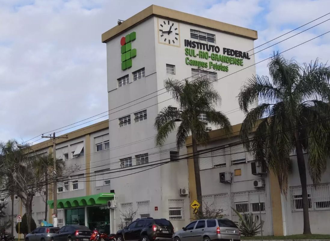 Alunos são suspensos após criarem 'ranking sexual' com 30 estudantes no RS