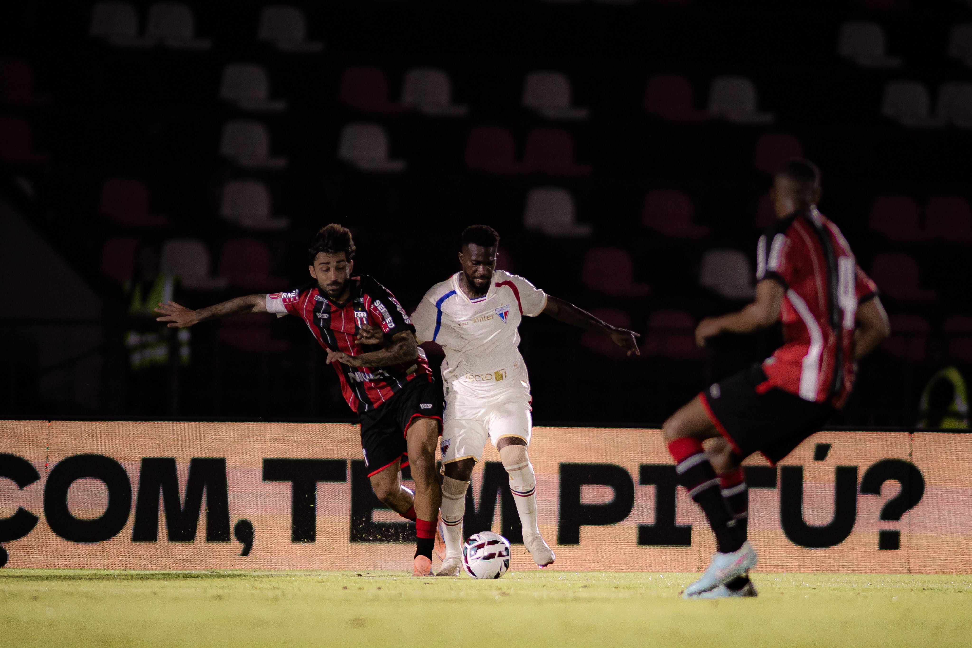 Botafogo-SP é avassalador e goleia o Fortaleza na estreia da Série B