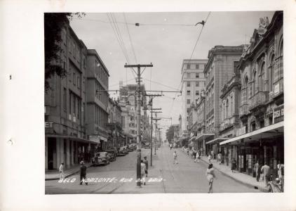 Rua da Bahia-Álbum Cidade Jardim-1929-Doação Flávio Caldeira dos Santos - APCBH • Reprodução/ APCBH