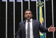 Deputado do PL aciona Justiça contra Lula sobre uso de verba pública em campanha pelo fim a 6x1