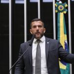 Deputado do PL aciona Justiça contra Lula sobre uso de verba pública em campanha pelo fim a 6x1