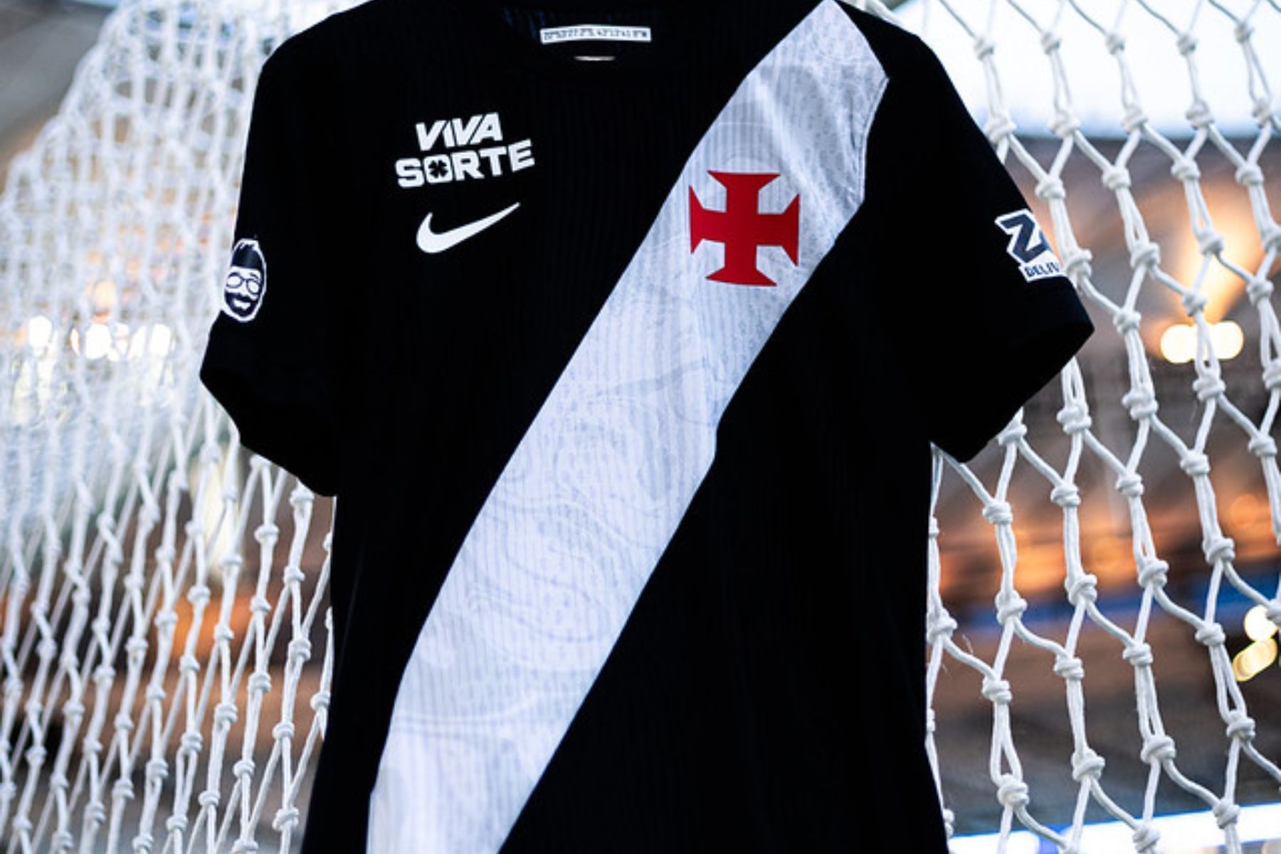 Vasco negocia novo patrocinador máster para depois da Copa do Mundo