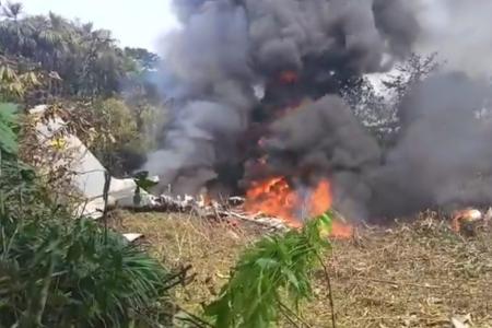 Avião militar cai na Colômbia