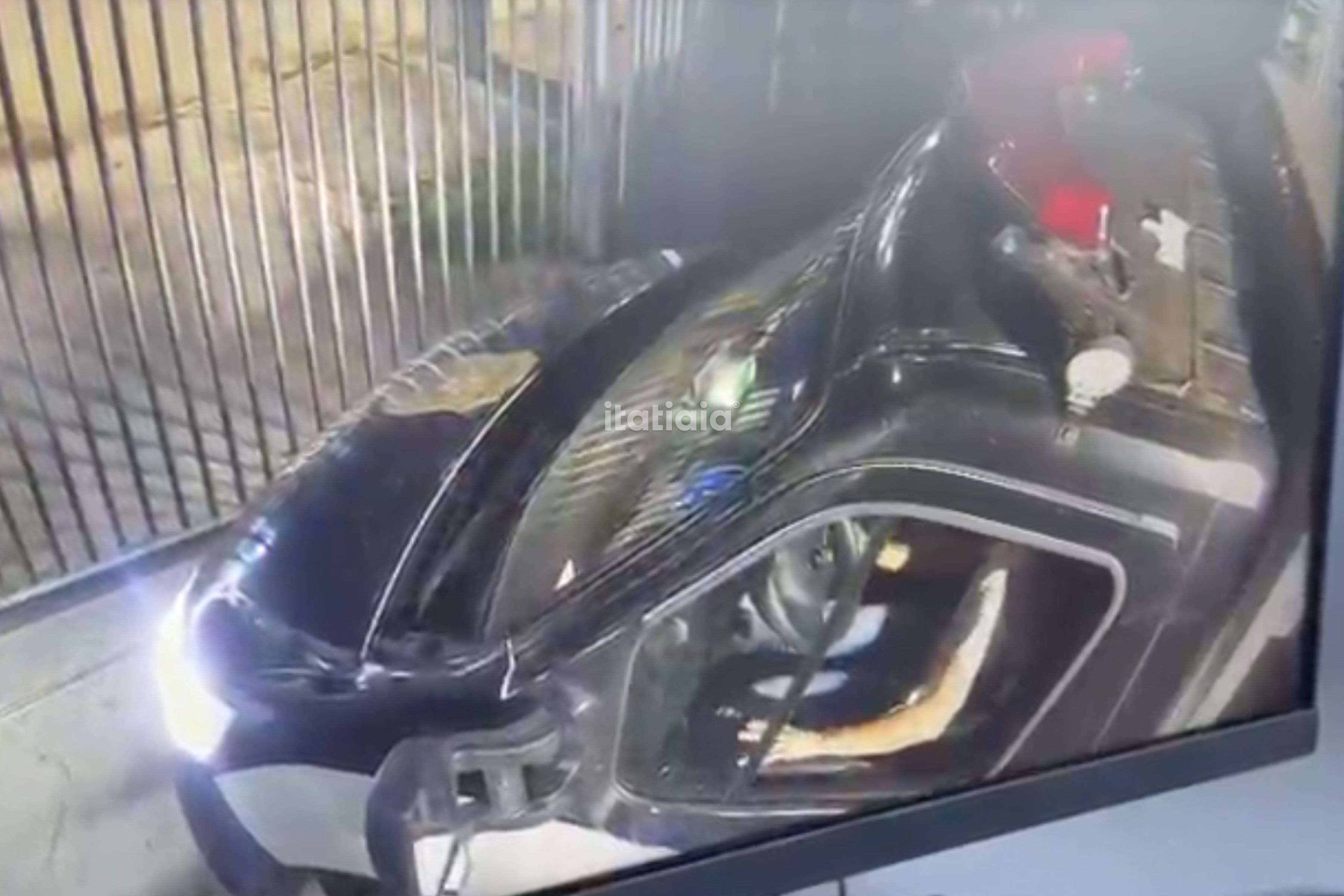 Homem preso por furtar rabecão em BH surtou após filho ser abusado, diz família