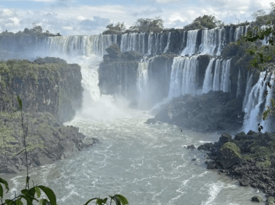 Tirolesa nas Cataratas do Iguaçu impulsiona turismo de aventura • Ia