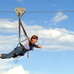 Tirolesa nas Cataratas do Iguaçu impulsiona turismo de aventura