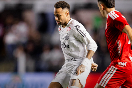 Neymar e Borré em Santos x Internacional