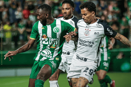 Allan e Bolasie em Chapecoense x Corinthians