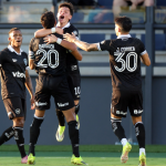 Botafogo encerra jejum, vence RB Bragantino e respira no Brasileirão