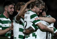 Sporting goleia Alverca fora de casa e assume vice-liderança do Português