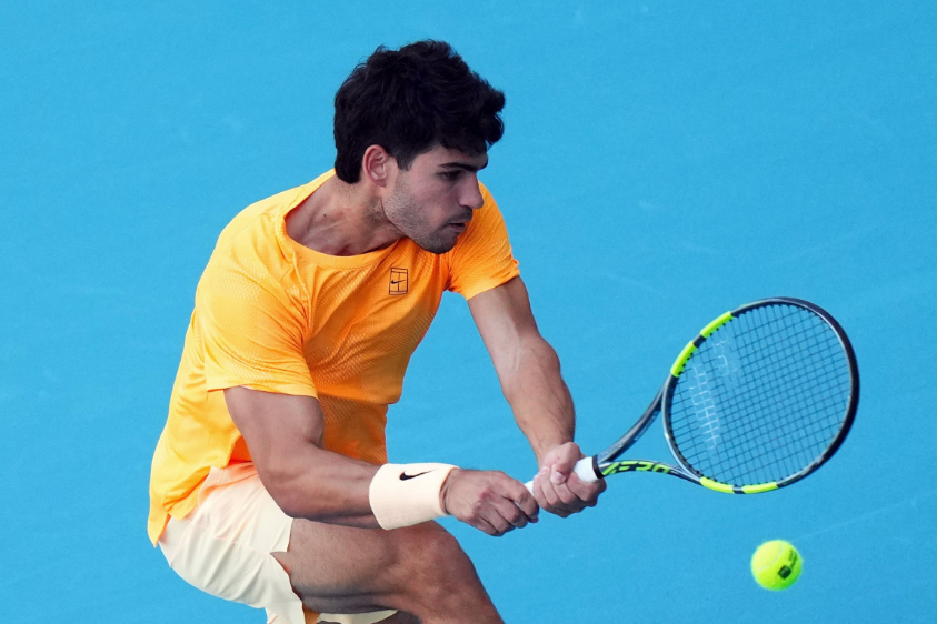 Alcaraz sofre, perde para Korda, e é eliminado do Masters de Miami