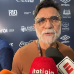 Tetracampeão comenta jejum de títulos, mas diz que crê em Seleção na Copa