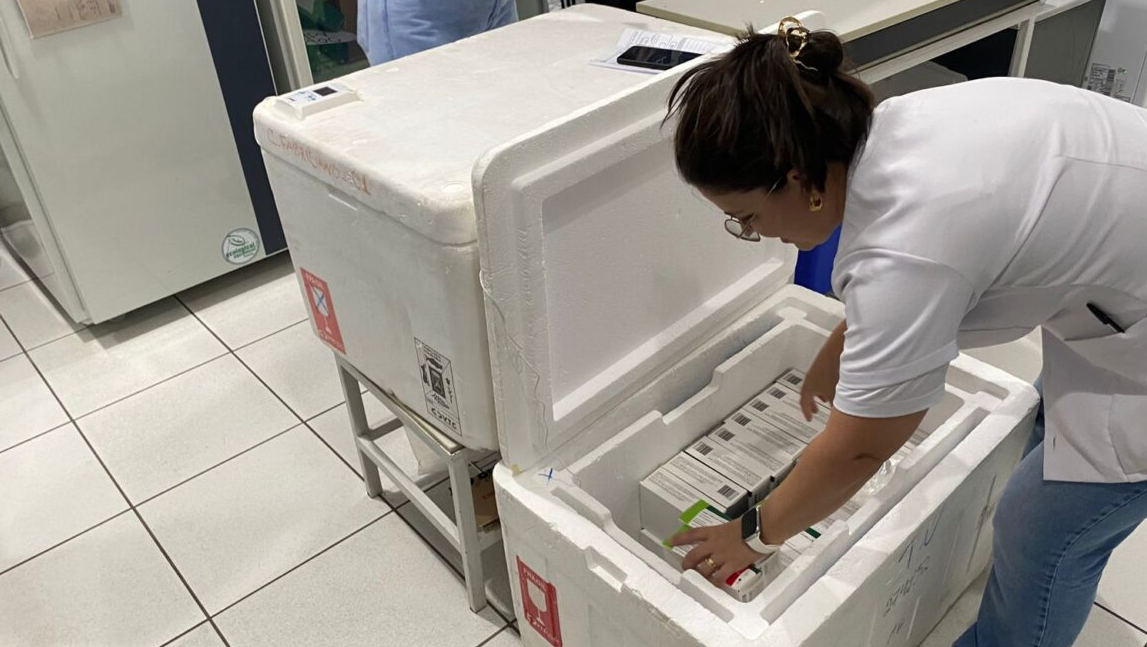 Cidades do Vale do Aço começam a receber vacinas da campanha contra a gripe