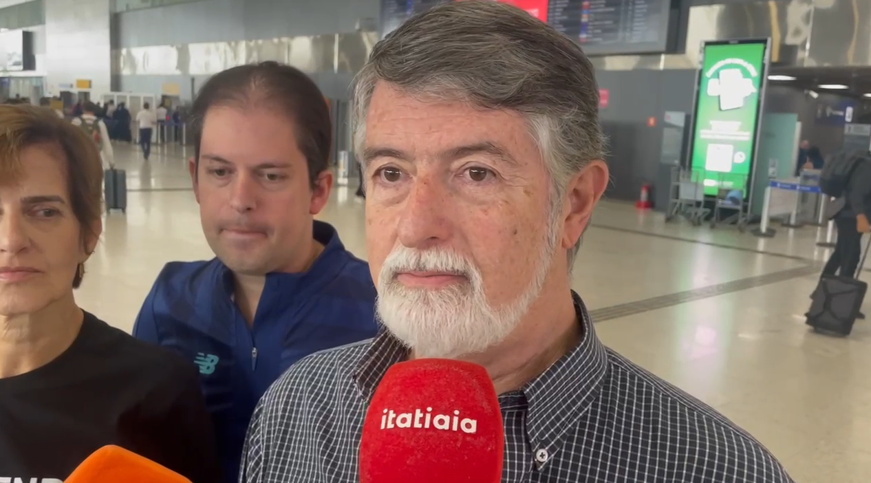 Passageiro relata falta de ar-condicionado e pânico após motor de avião explodir em SP