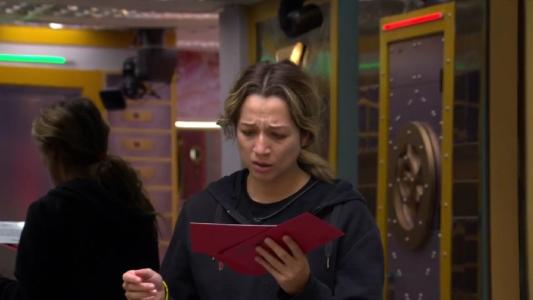 Samira fica em choque ao ler carta surpresa
