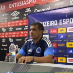 Interino destaca aspecto mental em análise de início do Cruzeiro na Série A