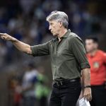 Renato analisa vitória e revela meta do Vasco no Brasileirão