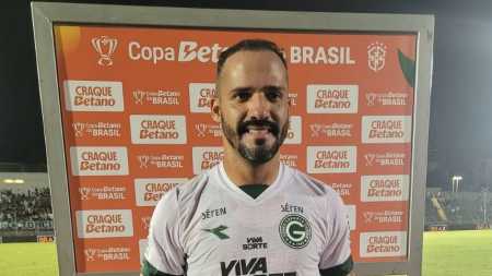 Anselmo Ramon foi o autor do gol da vitória do Goiás