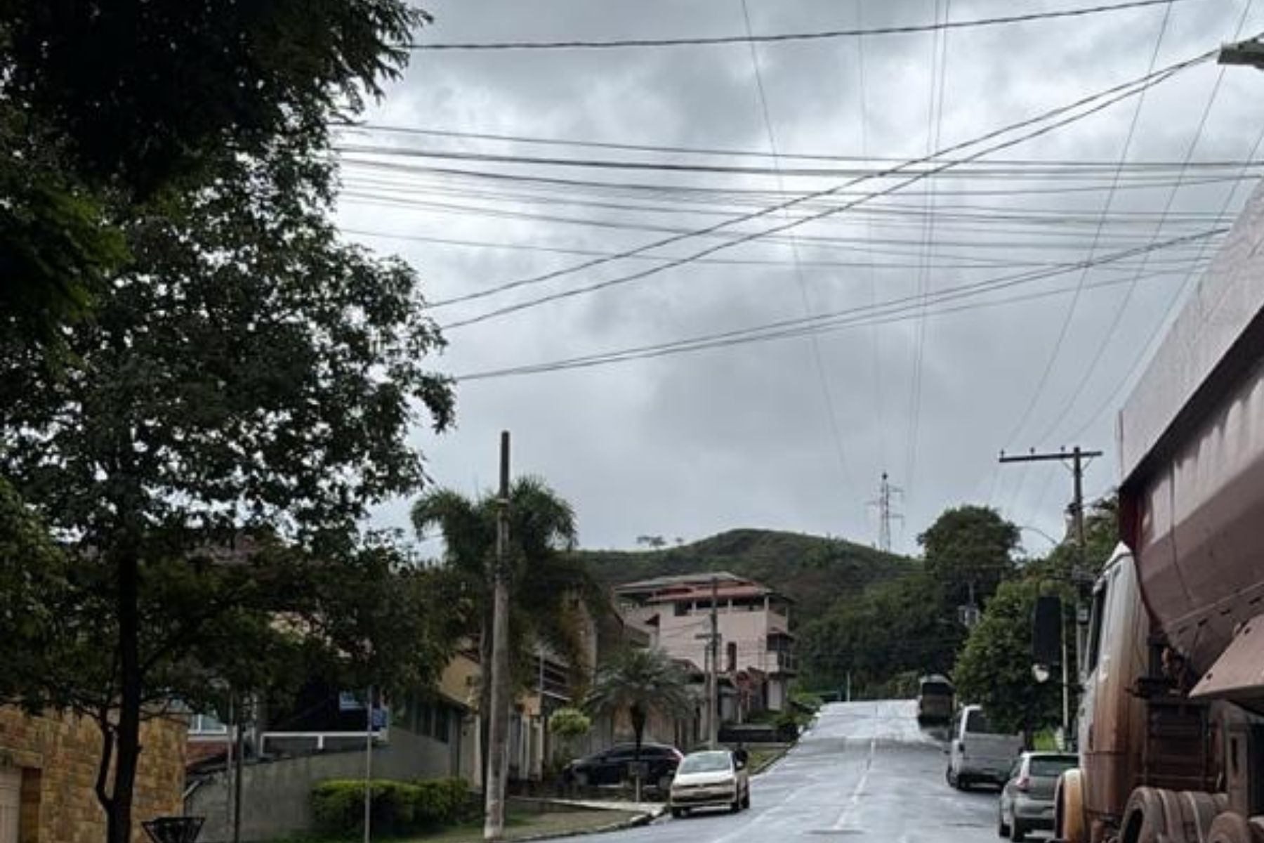Chuva e mínima de 15°C: veja previsão do tempo para este sábado (25) em BH