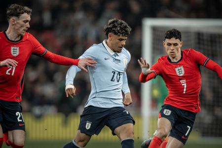 Inglaterra e Uruguai empataram amistoso em Wembley, Londres