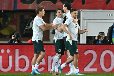 Marcel Sabitzer comemora gol da Áustria sobre Gana