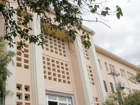 Maternidade Odete Valadares passa por fiscalização após laudo apontar bactérias em água