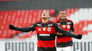 Flamengo encaminha venda de promessa para o Shakhtar Donetsk, da Ucrânia