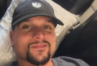 Jogador do Botafogo reage a problemas técnicos em avião: 'Livramento'