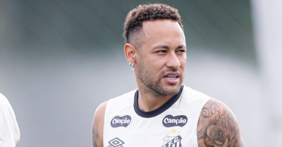 Neymar, em treino pelo Santos