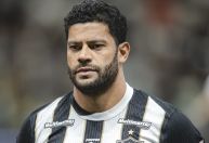 Ídolo do Atlético, Hulk relata 'susto' com filha e faz agradecimento