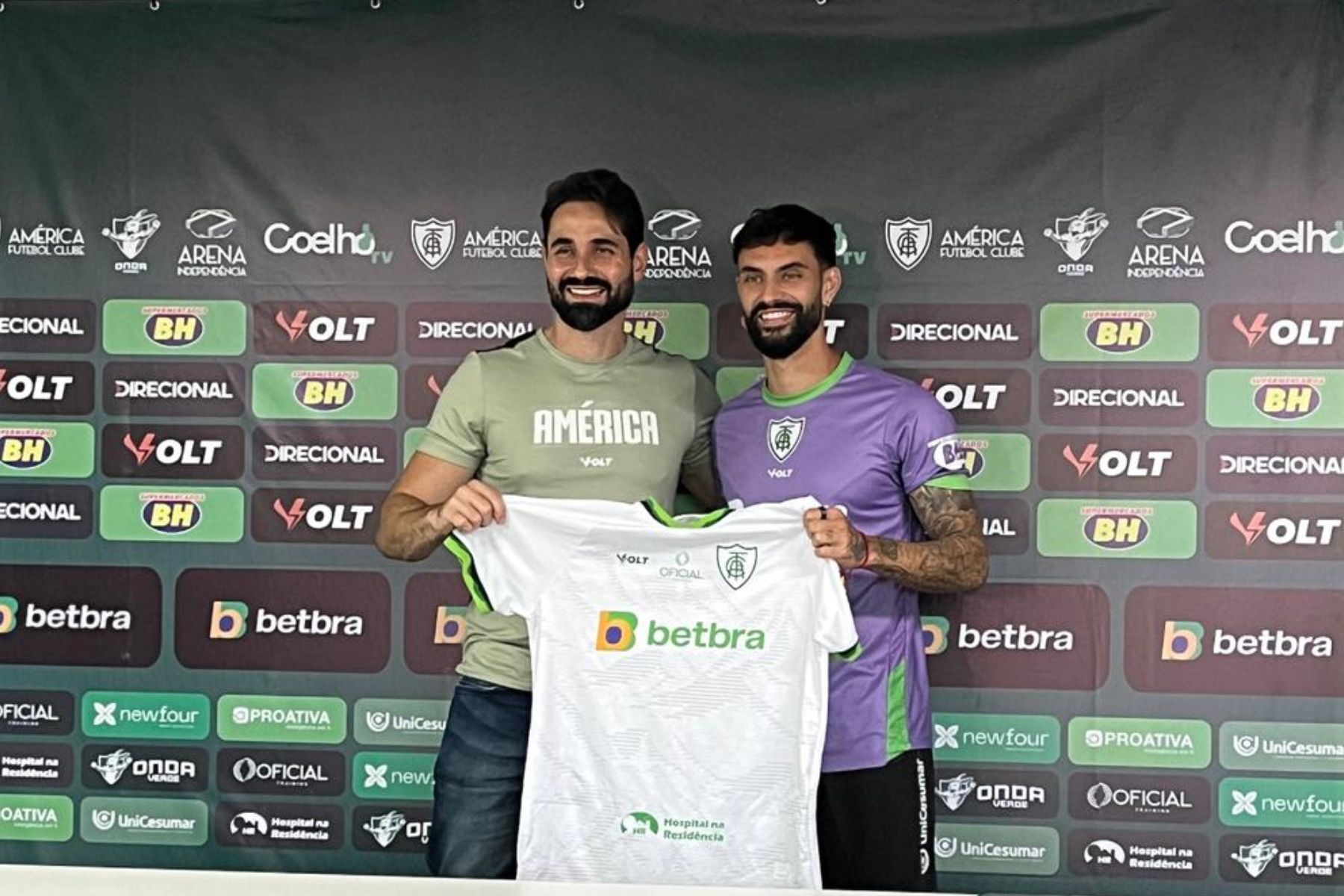 Mastriani abre o jogo sobre preferências em campo e metas pelo América