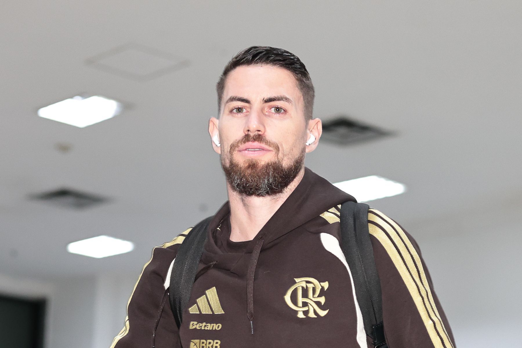 Flamengo x Vitória: Jorginho é a novidade entre os relacionados