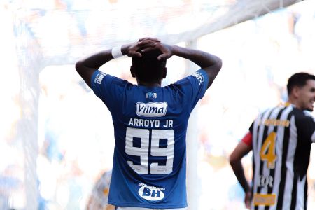 Cruzeiro empatou com o Santos no Mineirão